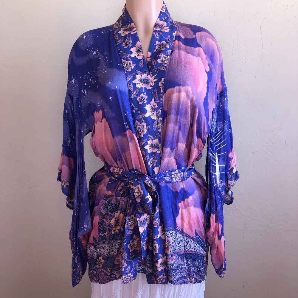 Spell Luna Short Robe ~ S/M - Picture 2 of 9